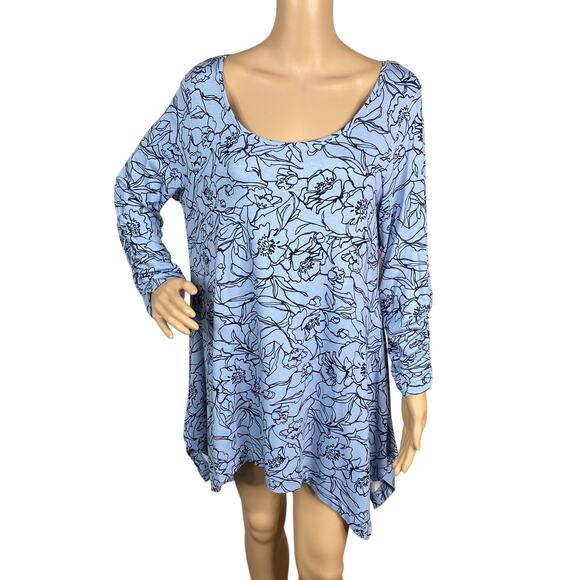 Philosophy NWT Light Blue Black Floral Asymmetric Tunic Knit Top SZ L - Picture 1 of 10